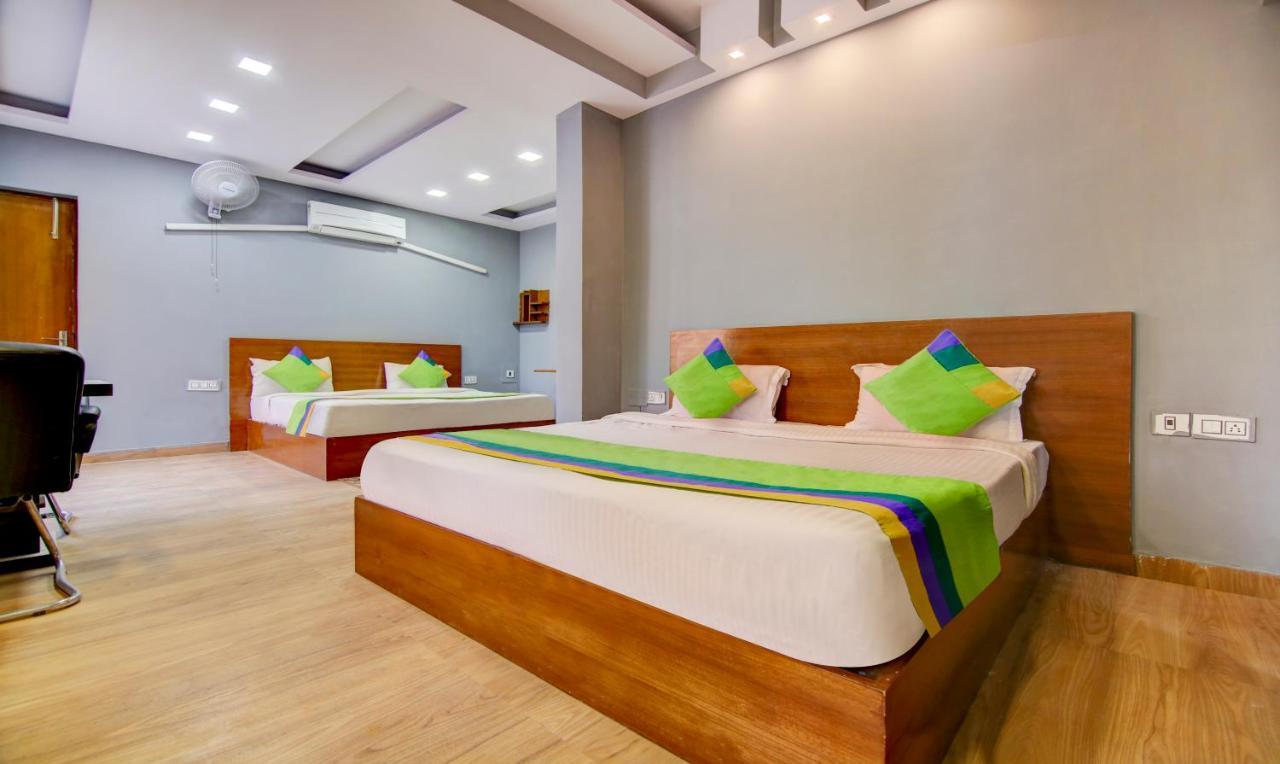 Treebo Trend Aashiyana Paradise Badshahpur Dış mekan fotoğraf