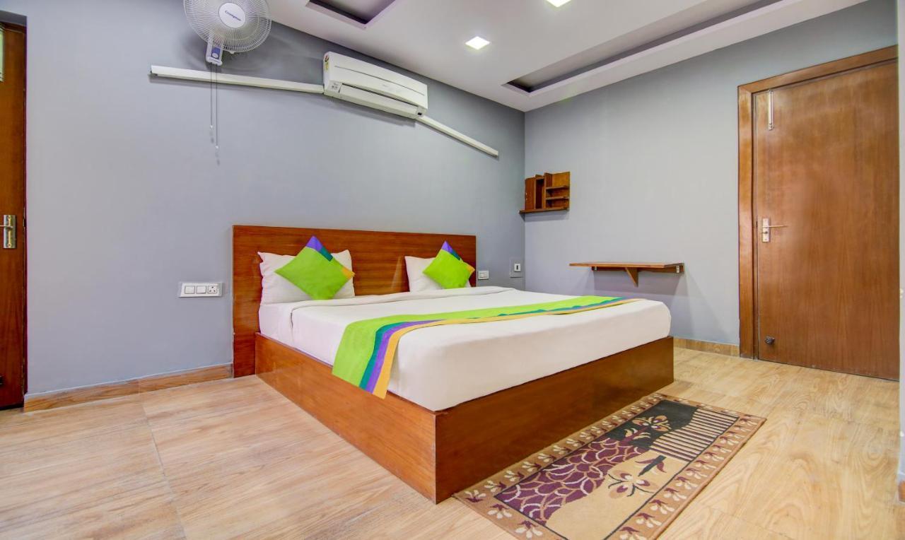 Treebo Trend Aashiyana Paradise Badshahpur Dış mekan fotoğraf