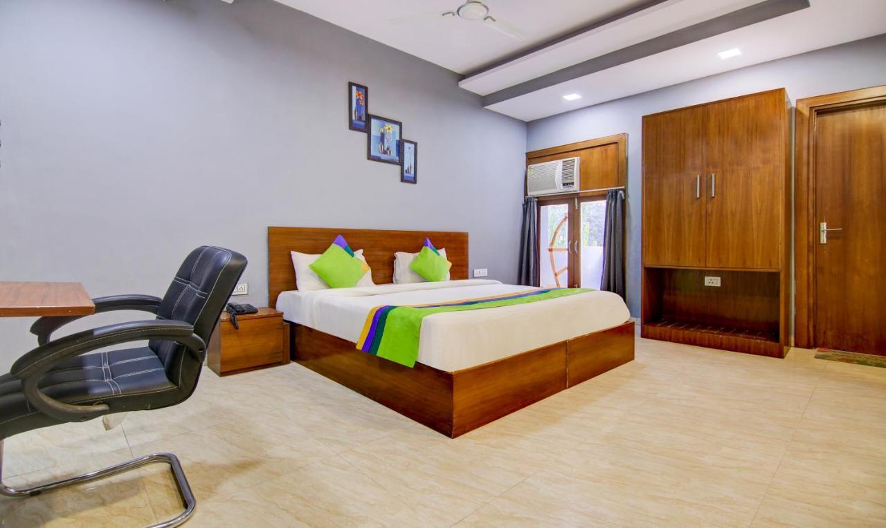 Treebo Trend Aashiyana Paradise Badshahpur Dış mekan fotoğraf